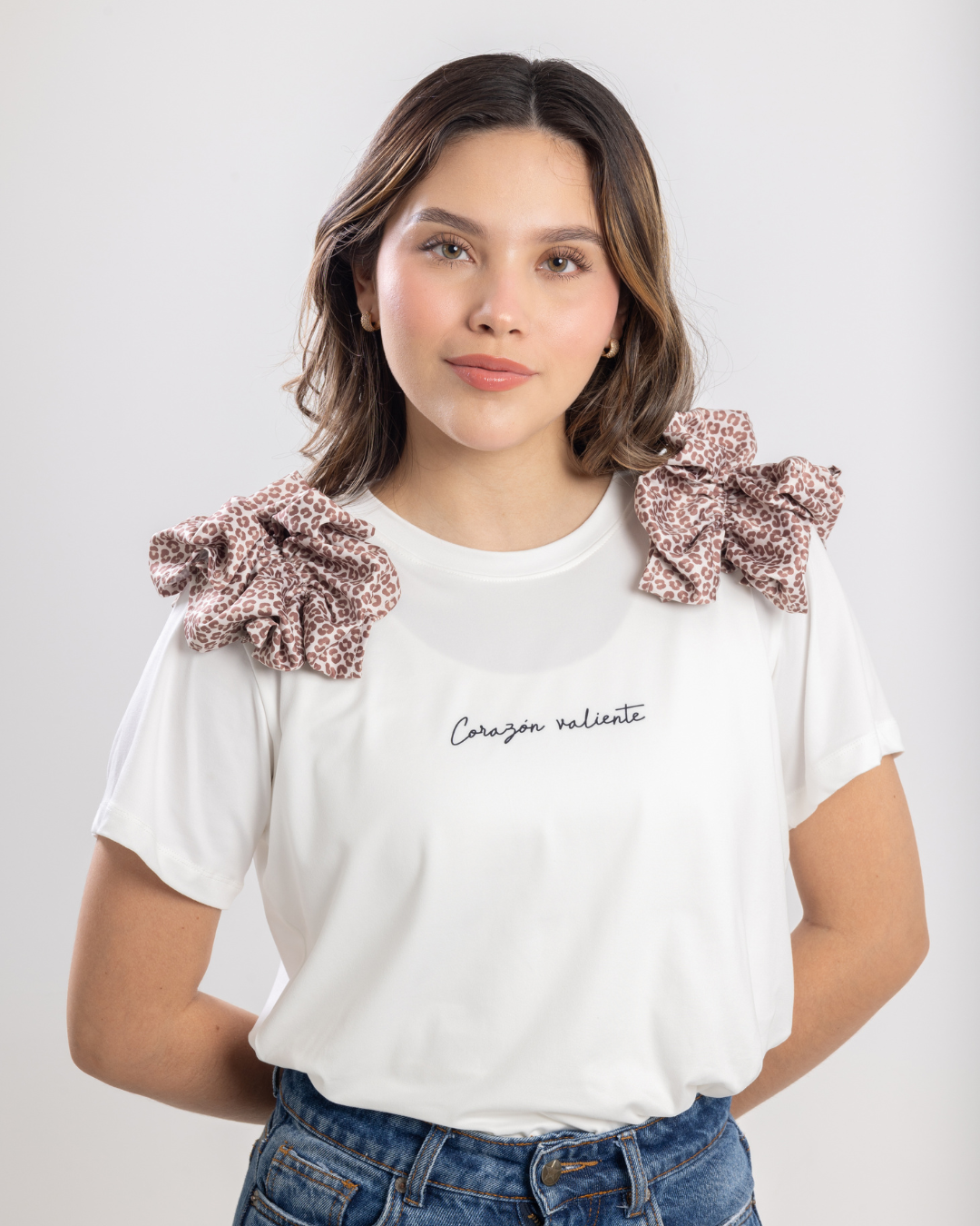 Camiseta Corazón valiente - Animal print café