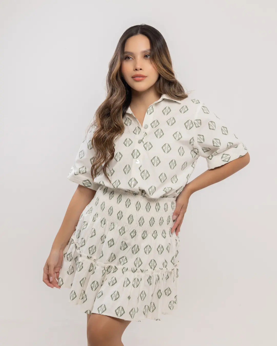 Set Romina